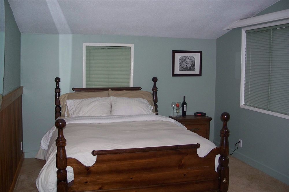 Tall Trees Bed & Breakfast Prince Rupert Esterno foto