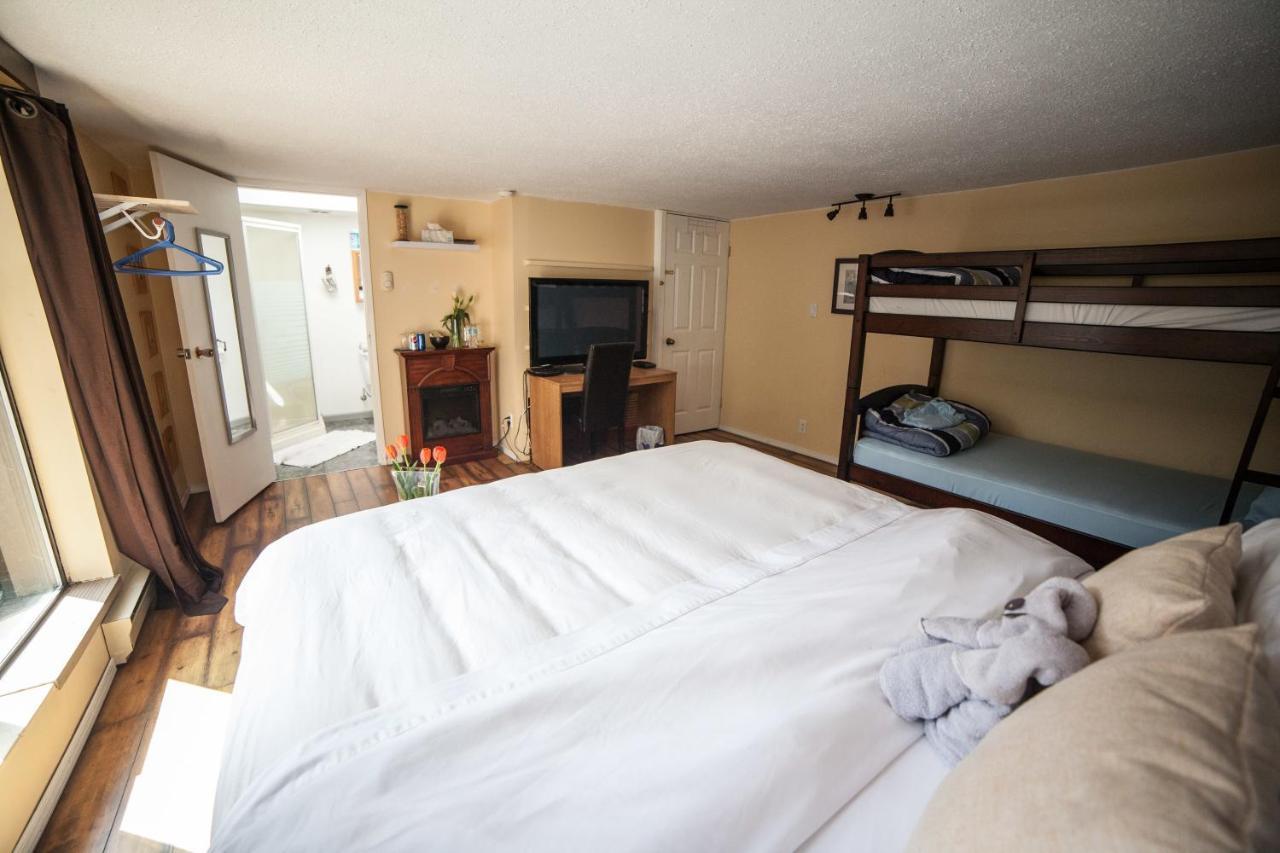 Tall Trees Bed & Breakfast Prince Rupert Esterno foto