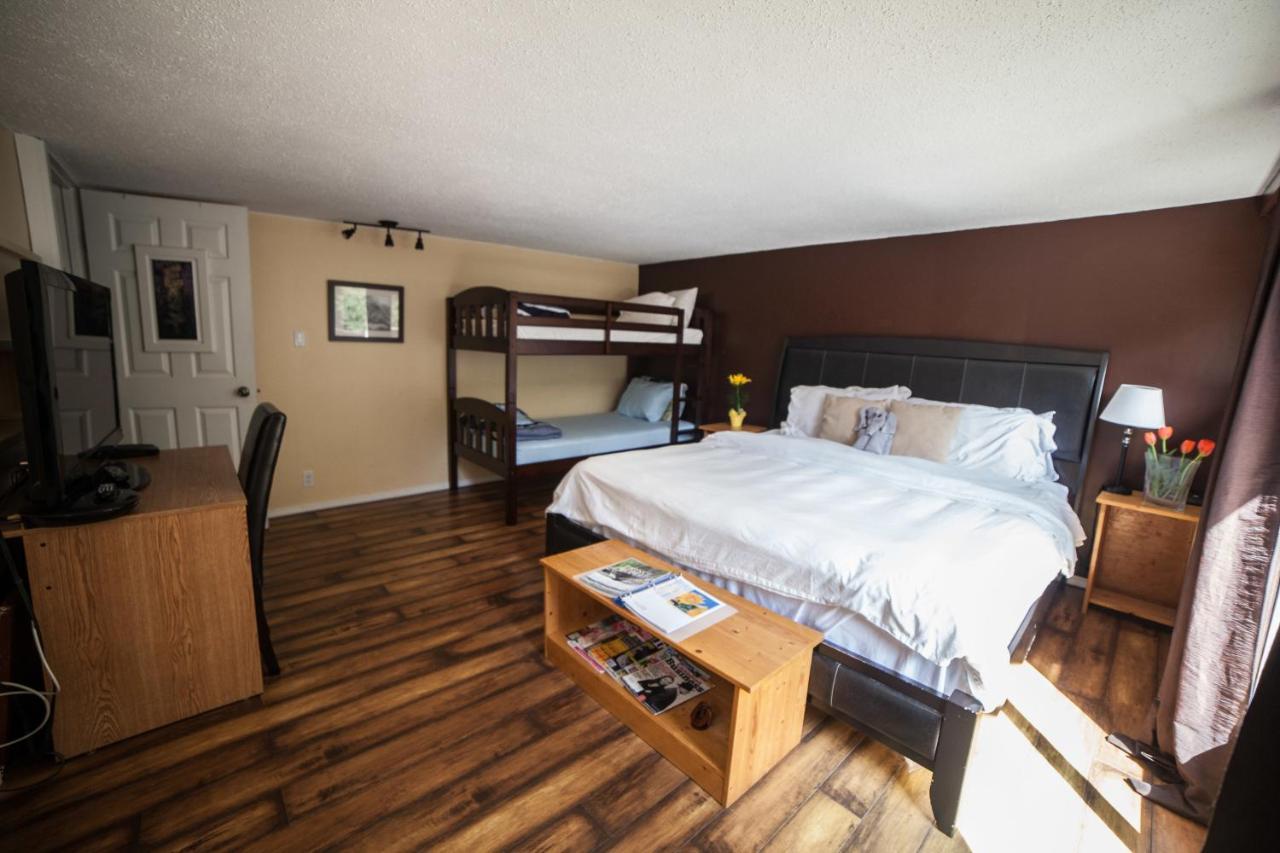 Tall Trees Bed & Breakfast Prince Rupert Esterno foto